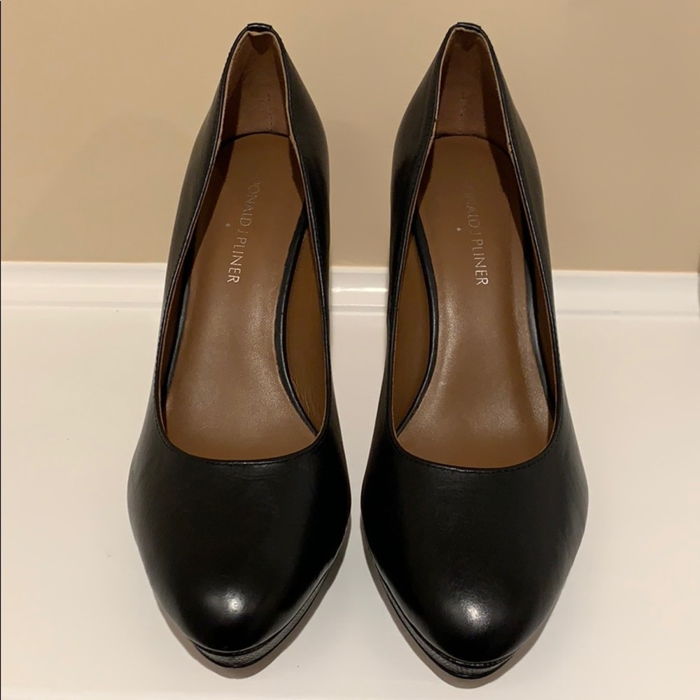 Full Leather Black Heels!!!